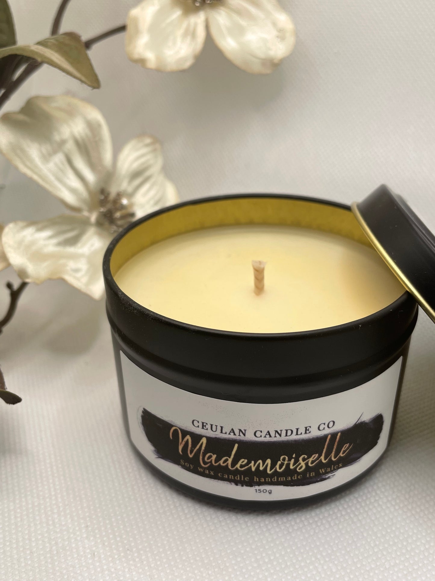 Mademoiselle soy wax candle tin