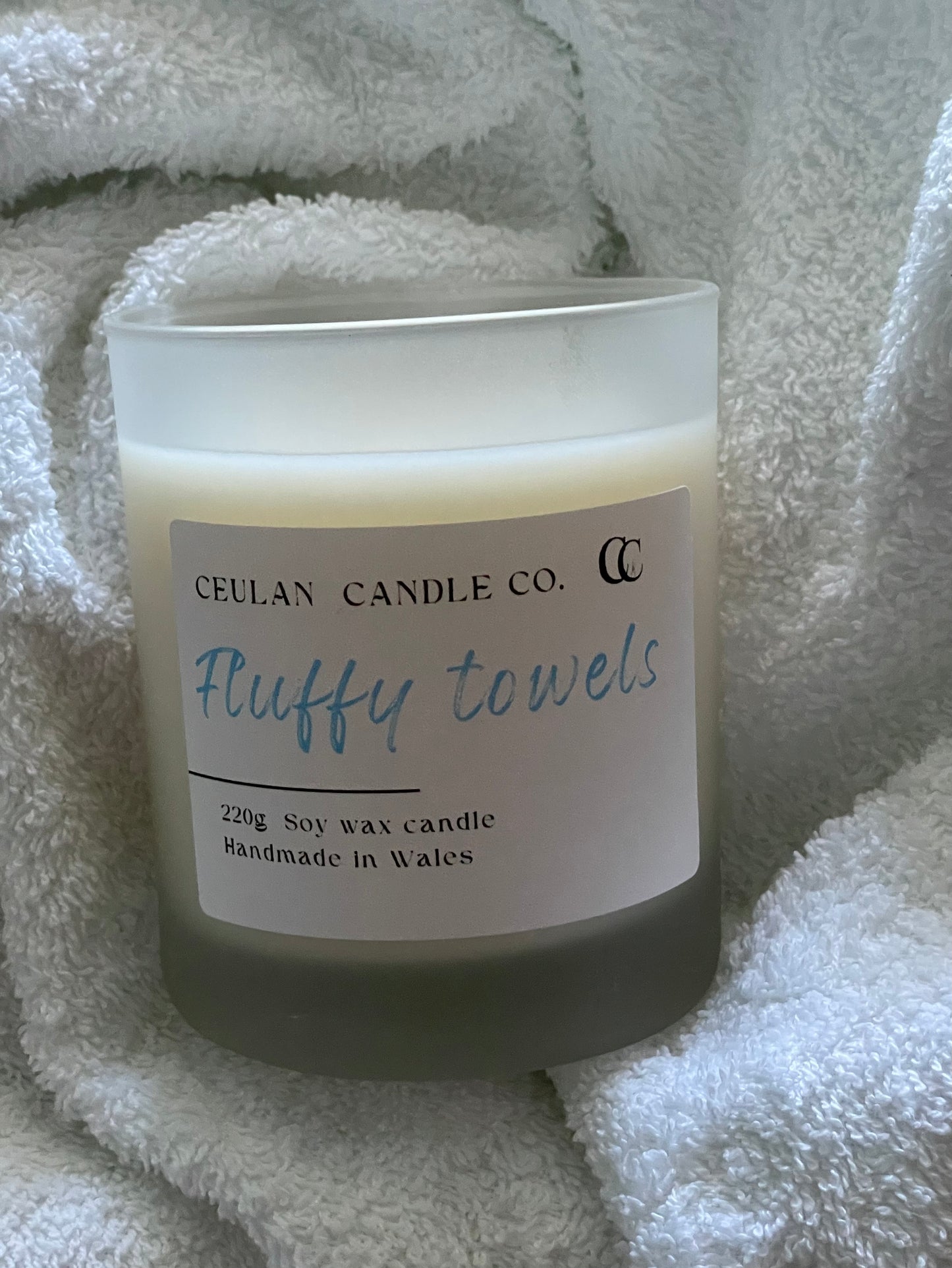 Fluffy towels soy wax candle